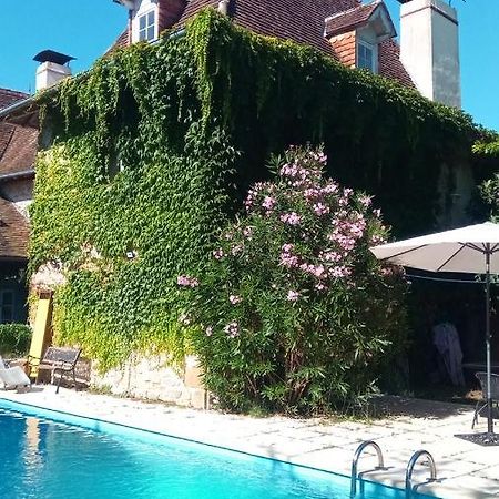 Maison Grandes Chambres Avec Cuisine -Jardin -Terrasse-Bbq Bastanes Exteriör bild